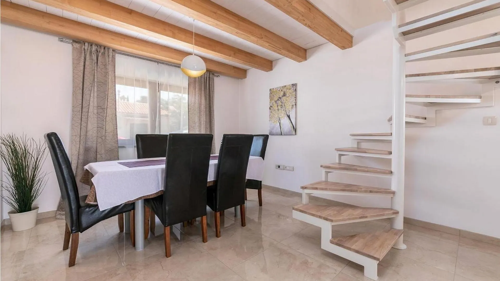 Villa Vanessa Вишнян Дом отдыха