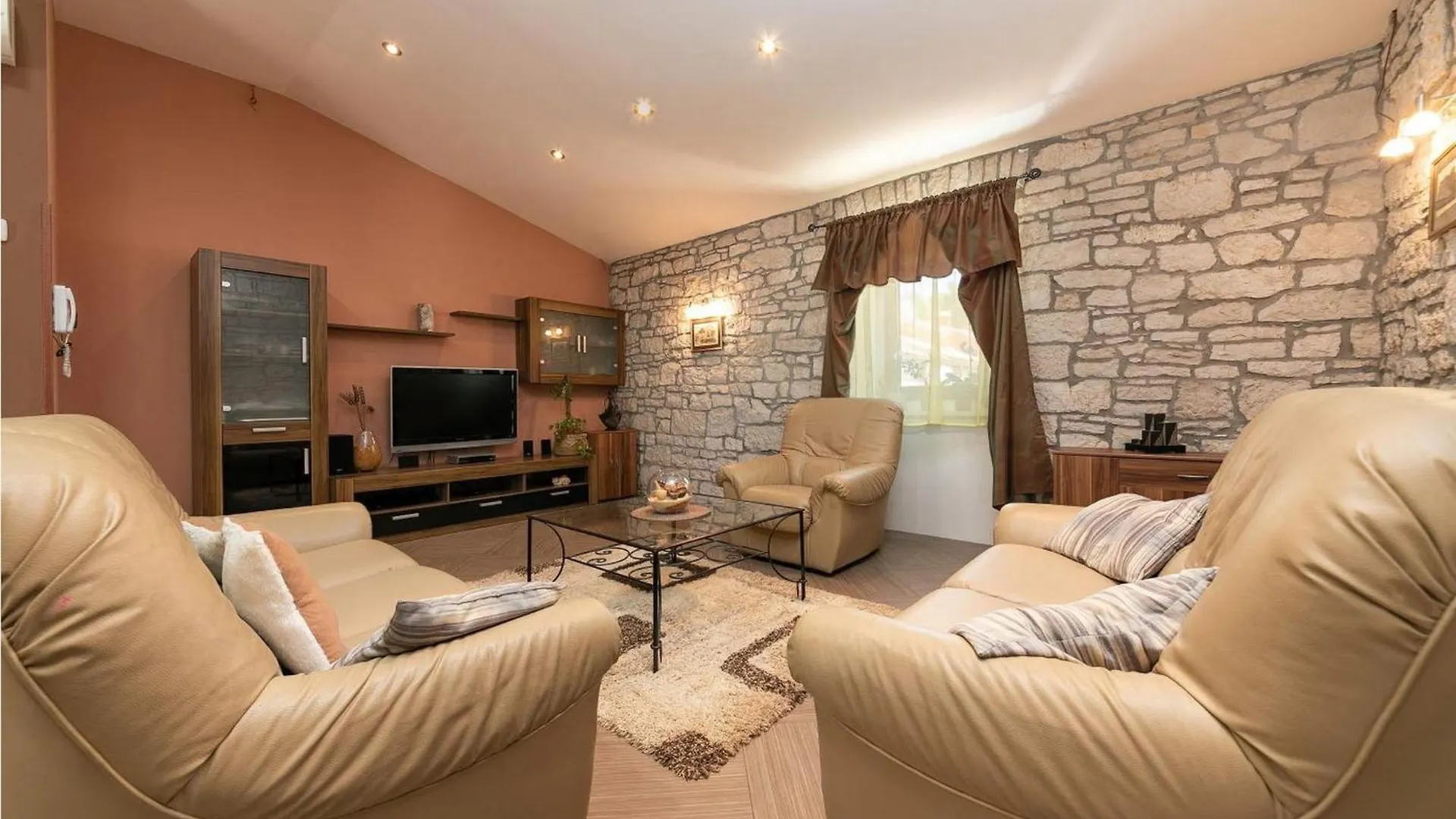 Villa Vanessa Visnjan Holiday home