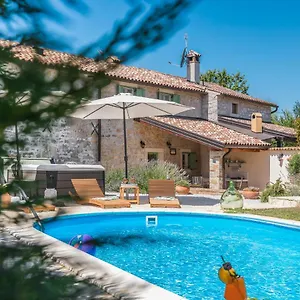 Ferienhaus Nonni-romantic Stone House, Višnjan